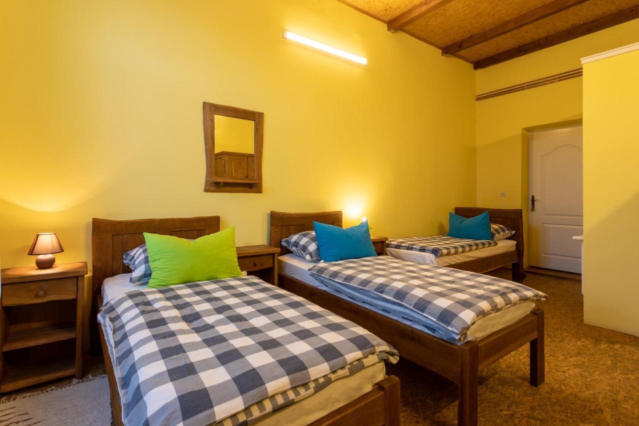 Kuca Za Odmor Baranjski Dvori Hotel Zmajevac Екстериор снимка